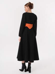 QIN LIN Đầm Xếp li Nút phía trước Khối Màu Thanh lịch - màu đen - Xem 2