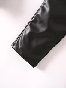 小女童字母圖案襯衫和PU皮革緊身打底褲