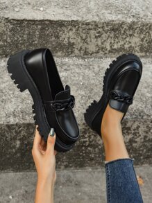 Black Thick-Soled Loafers With Chain Decoration, British Vintage Mary Janes Shoes