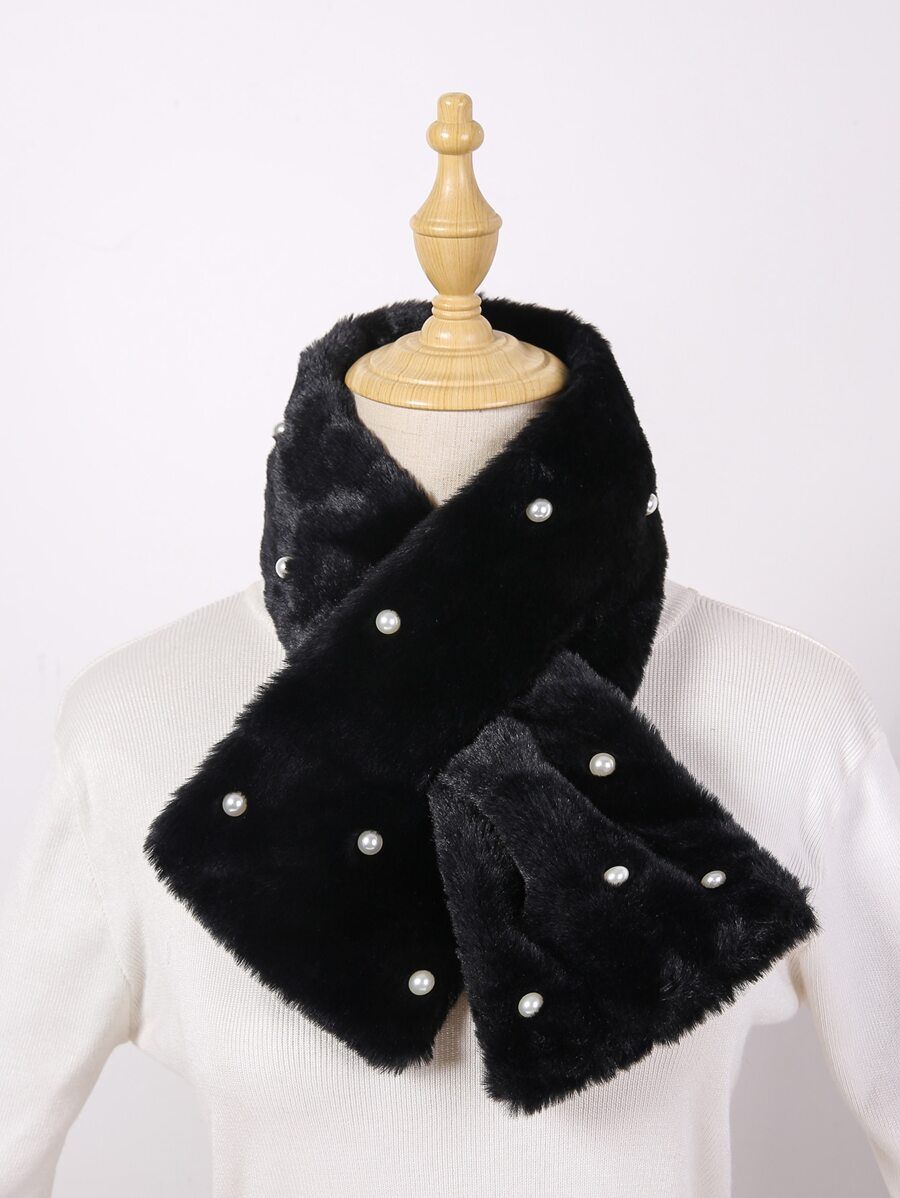 Pañuelo con diseño de perla artificial mullido