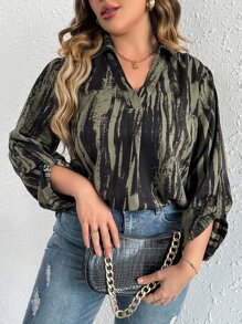 SHEIN LUNE Plus Tie Dye Roll Tab Sleeve Curved Hem Blouse - Multicolor - View 1