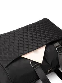 Men Quilted Detail Duffel Bag - Black - View 7