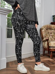 EMERY ROSE Plus Figure Graphic Leggings - Black - View 5