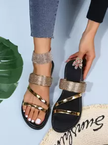 Women's Summer New Fashion Crystal Thong Flat Sandals Commuting Slippers - Gold - View 4