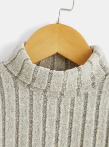 SHEIN 小男童字母補丁細節高領T恤 - 卡其色 - 查看 4