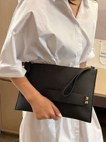 Túi ly hợp vuông dung tích lớn thời trang mới xuất hiện với hình in nổi động vật, thiết kế màu trơn lý tưởng cho phong cách giản dị, đơn giản và thanh lịch, đa chức năng để đựng tiền mặt, điện thoại di động và các vật dụng khác để làm việc, học tập và cuộc sống hàng ngày. Thích hợp cho nhân viên văn phòng, cổ áo trắng và sinh viên đại học có thể sử dụng nó như một chiếc túi xách hoặc vòng tay. - màu đen - Xem 3