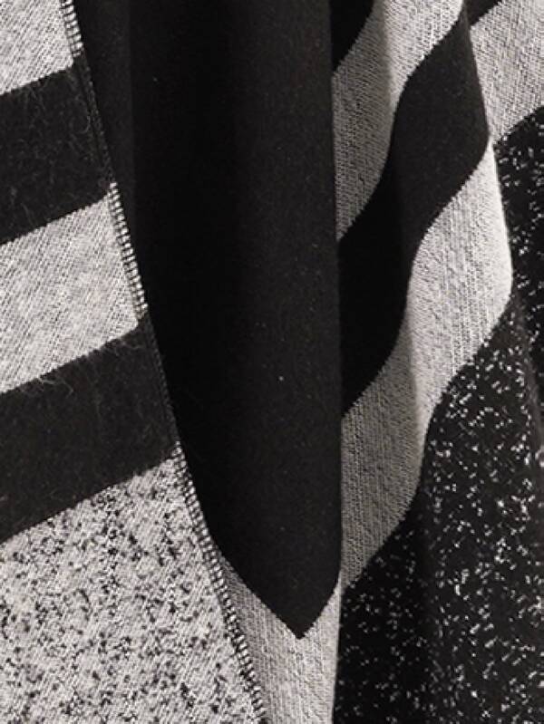 shawl 2 tone