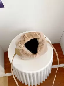 極簡風格毛茸茸流浪包帶字母墜飾 - 卡其色 - 查看 4