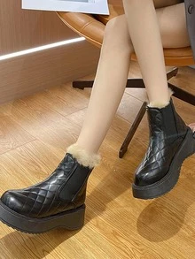 絎縫圖案加絨內裏切爾西靴 - 黑色 - 查看 3