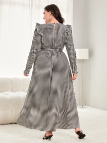 Mulvari Vestido con cinturón con estampado de pata de gallo ribete con fruncido - Blanco y Negro - Ver 2