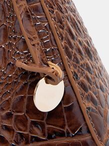 鱷魚壓紋流浪包附包飾 - 摩卡棕 - 查看 7