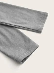 SHEIN EZwear 人物和字母圖案短款T恤 - 灰色 - 查看 3