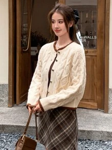 DAZY Cárdigan ribete en contraste tejido de cable de manga raglán - Beis - Ver 1