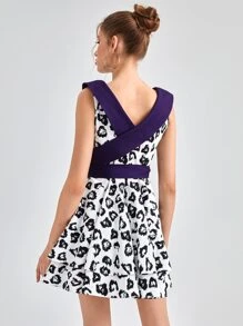 Boss Babe 滿版印花雙層下擺前繫帶連衣裙