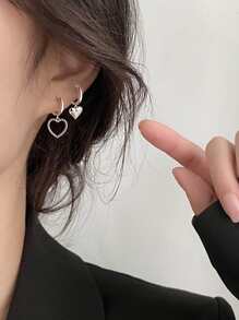 心形耳墜 - 銀色 - 查看 3