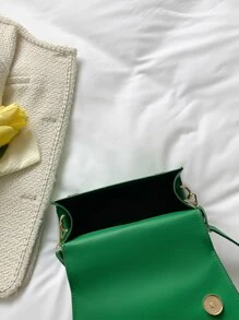 鱷魚壓紋編織細節翻蓋方包