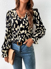 SHEIN Frenchy Allover Print Flounce Sleeve Blouse - Black and White - View 3