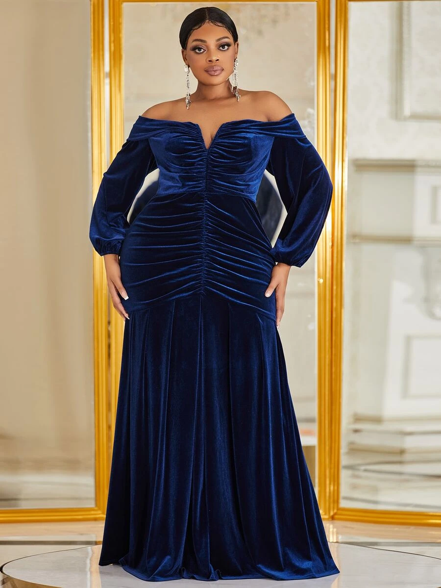 YISIKADO Plus Off Shoulder Ruched Front Ruched Velvet Formal Dress - Navy Blue - View 1