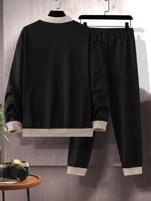 Manfinity Men Patch Detail Contrast Trim Polo Neck Sweatshirt & Joggers - Black - View 2