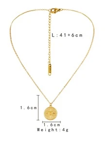 Sun Detail Round Pendant Necklace - Yellow Gold - View 4
