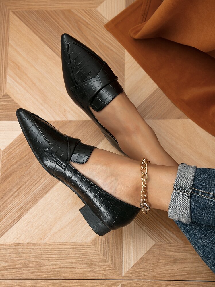 2025 Autumn Women Crocodile Embossed Twist Detail Point Toe Flat Loafers, Elegant Outdoor Flats - Black - View 3