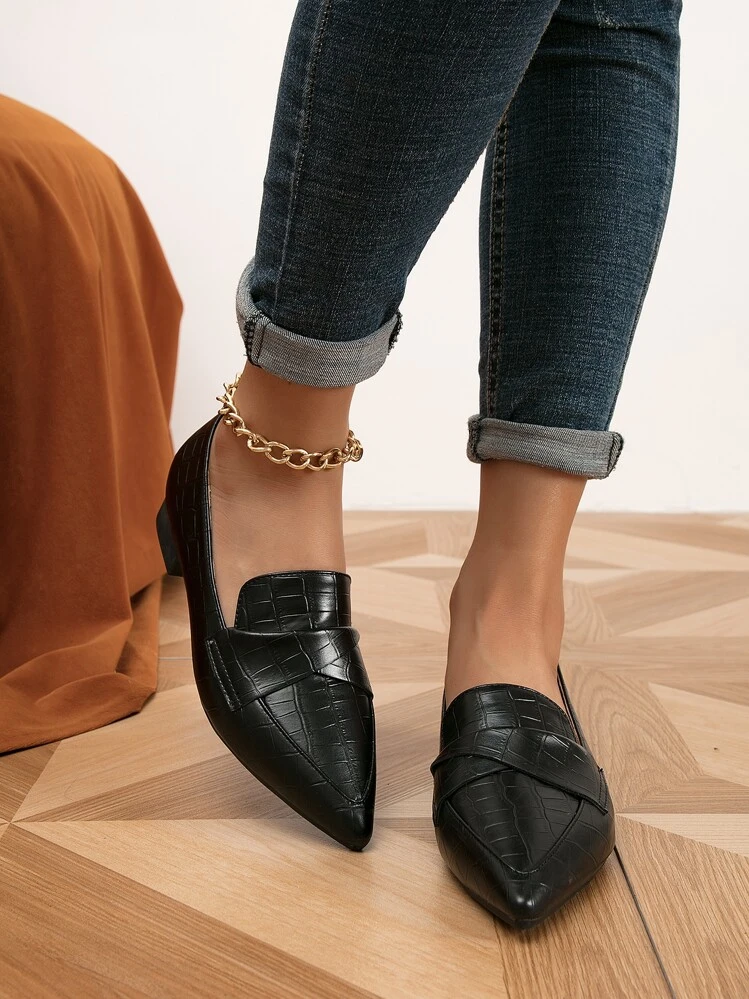 2025 Autumn Women Crocodile Embossed Twist Detail Point Toe Flat Loafers, Elegant Outdoor Flats - Black - View 6