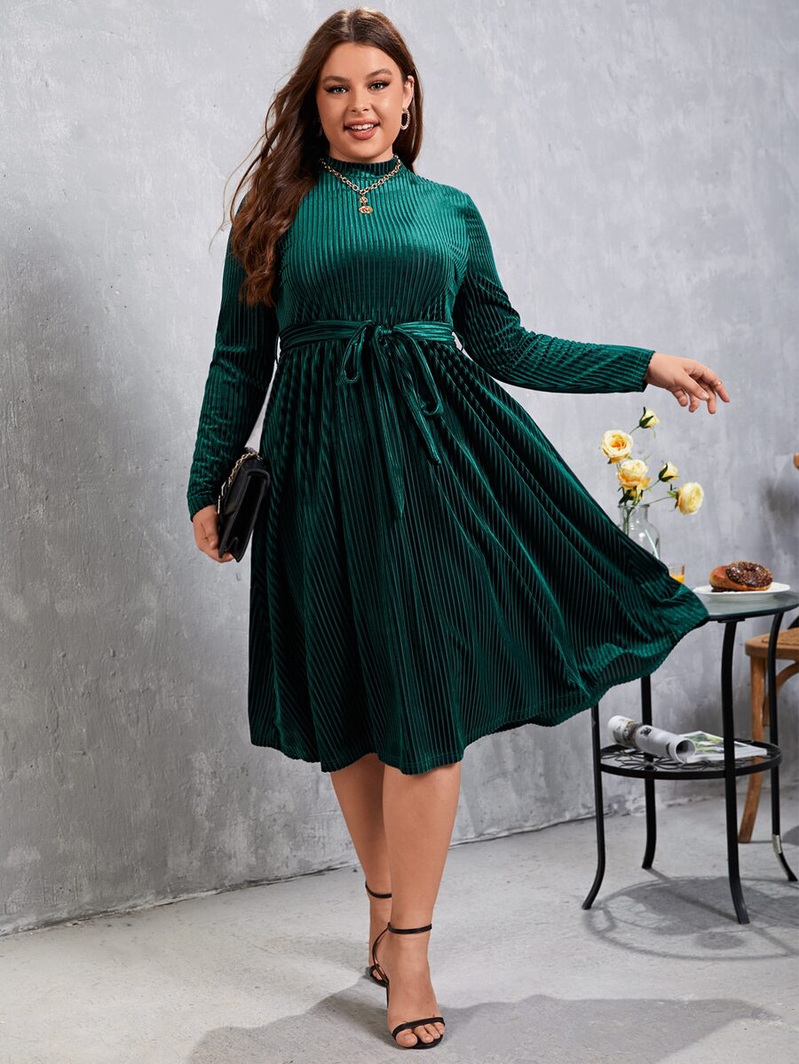 SHEIN Clasi Vestido con cinturón de cuello alto