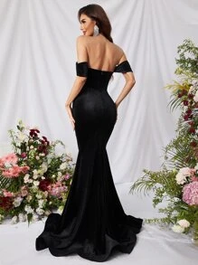 Vestido de fiesta de hombros descubiertos con diamante de imitación fruncido bajo sirena de terciopelo - Negro - Ver 2