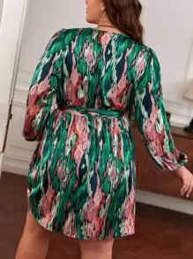 SHEIN Frenchy Plus Allover Print Lantern Sleeve Belted Dress - Green - View 5