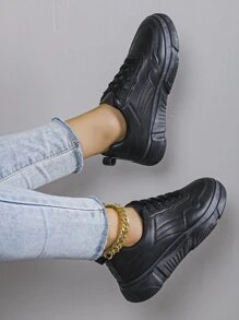 Minimalist Lace-up Front Skate Shoes - Black - View 2