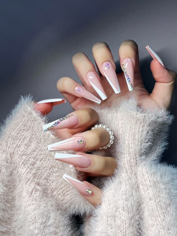 Get Glamorous with 24pcs Long Coffin White French Rhinestone Decor French Style Fake Nail & 1pc Nail File & 1sheet Tape