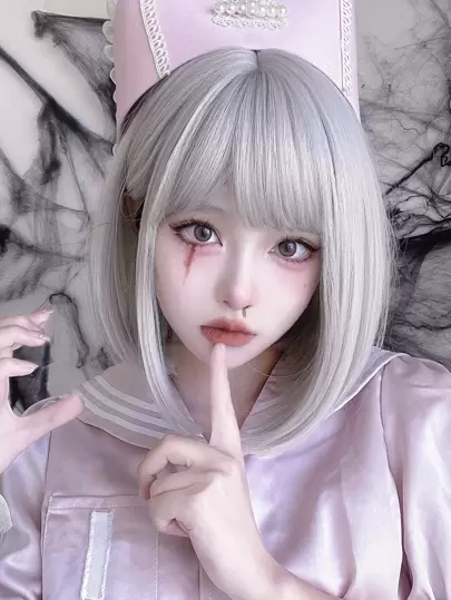 alicegarden 1 st. syntetisk, värmebeständig, kort, grå peruk med lugg, 12 tum lång, tillverkad av fiber, snygga peruker, naturligt och realistiskt löshår