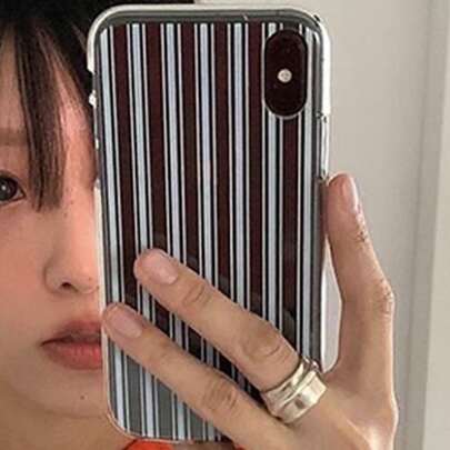 Striped Pattern Phone Case