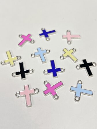 12 piezas al azar colgante de bricolaje cruz