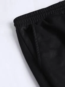 Manfinity Homme 男士椰子树和标语图案短袖 T 恤和抽绳腰运动裤，外出 - 彩色 - 查看 6