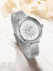 Mesh Strap Round Pointer Quartz Watch - Silver - View 4