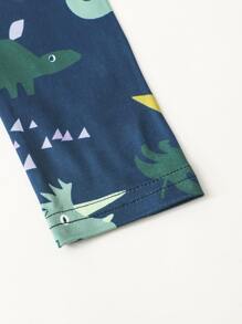 男孩恐龍印花T恤和褲子睡衣套裝
