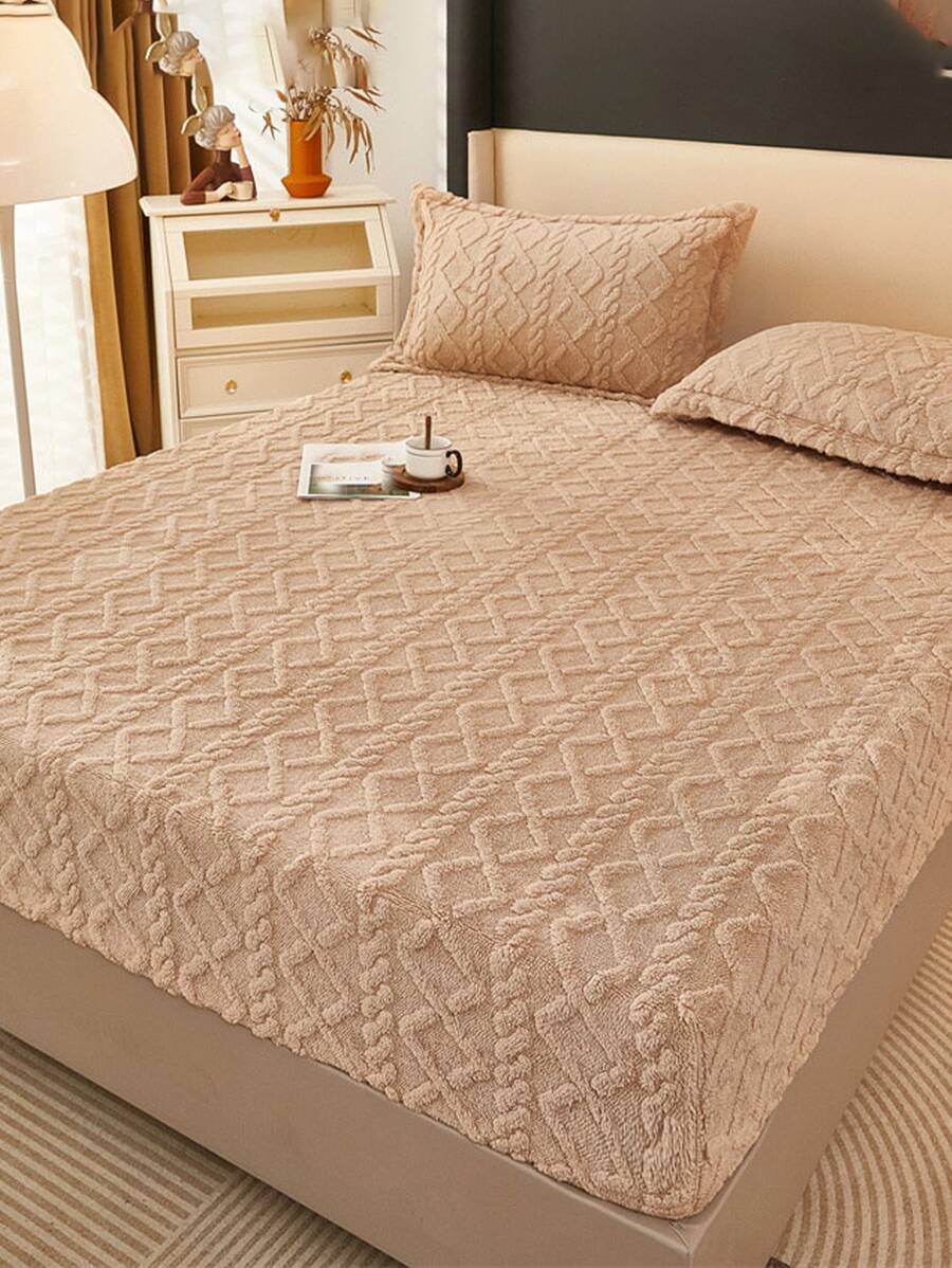 Geometric Pattern Fitted Sheet Set Without Filler - Camel - View 1