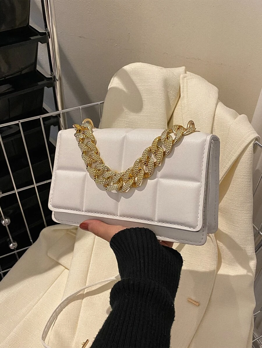 Bolsa cuadrada mini de cuadros en relieve con diseño de cadena con solapa - Blanco - Ver 1