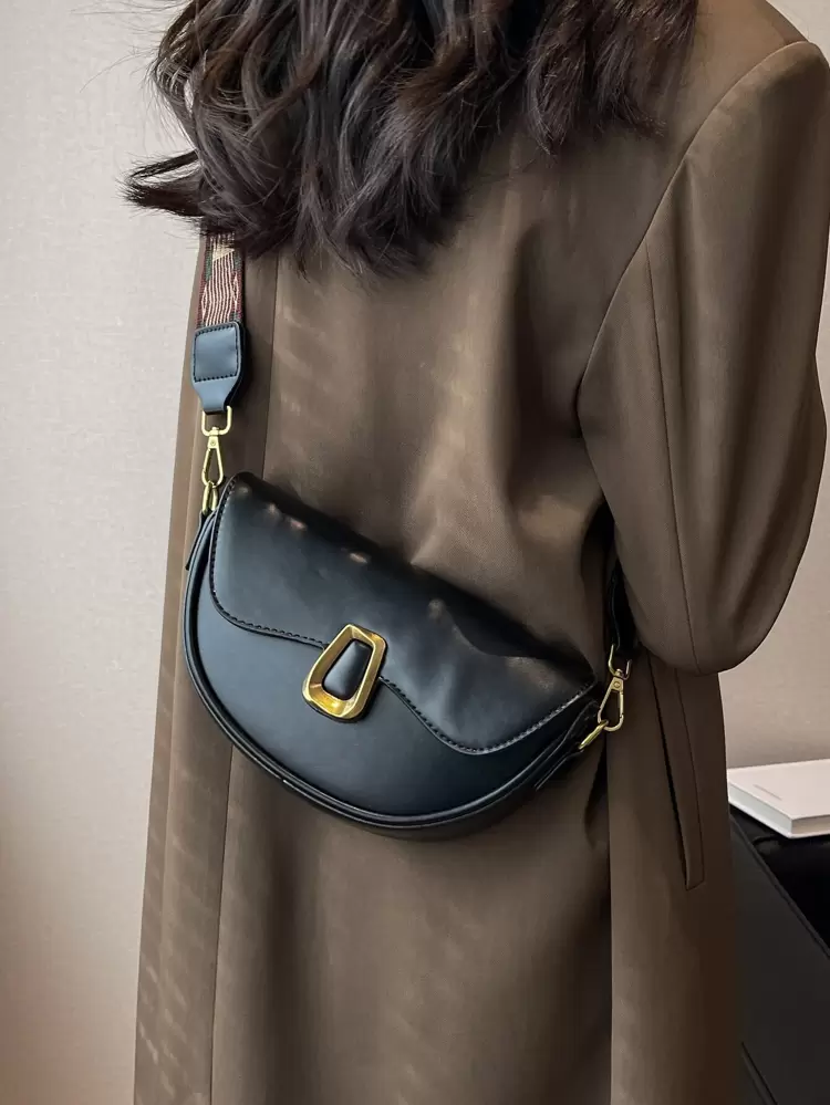 Lightweight,Business Casual Metal Decor Flap Saddle Bag, Mother's Day Gift For Mom For Teen Girls Women College Students,Rookies & White-Collar Workers Perfect For Office,College,Work ,Business,Commute,Outdoors, Travel, Outings