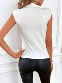 SHEIN Privé 小高領褶邊梨細節背心上衣 - 白色 - 查看 2