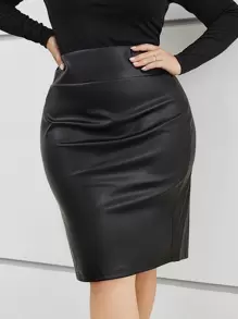 SHEIN Privé Plus Size High-Waisted Slim-Fit Mid-Length PU Leather Skirt - Black - View 3