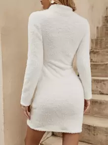 SHEIN Clasi 紐扣細節小高領緊身洋裝 - 白色 - 查看 2