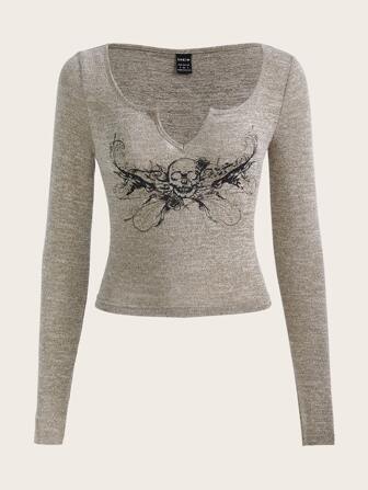 Camiseta grunge estampado de cráneo de cuello de muesca