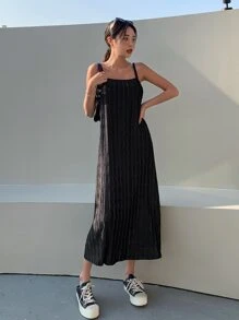 DAZY Chất rắn Textured Chi tiết Váy Dây - màu đen - Xem 1