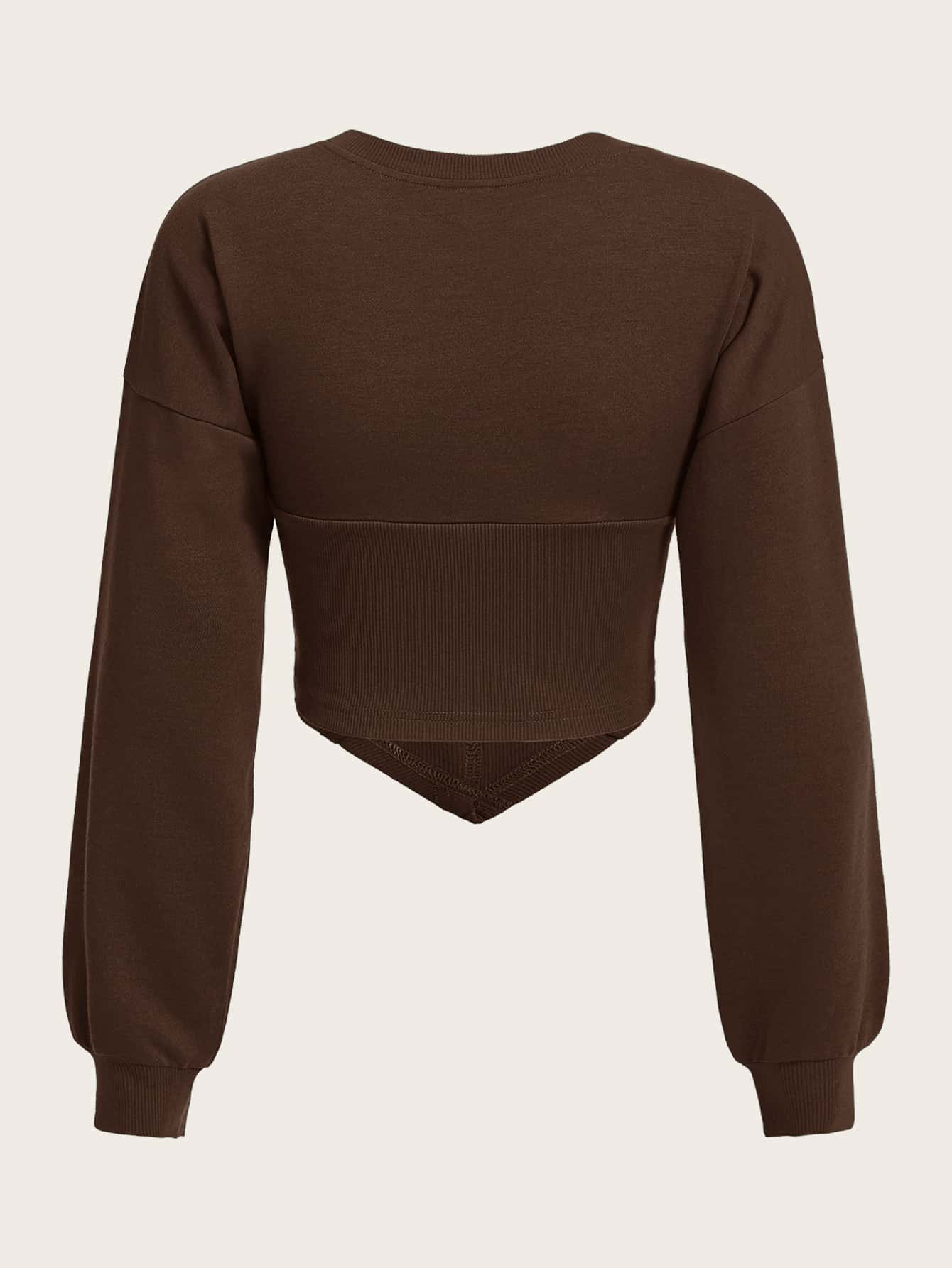 SHEIN EZwear بلوزة قصيرة ذات كتف منسدل وذيل مربع،...