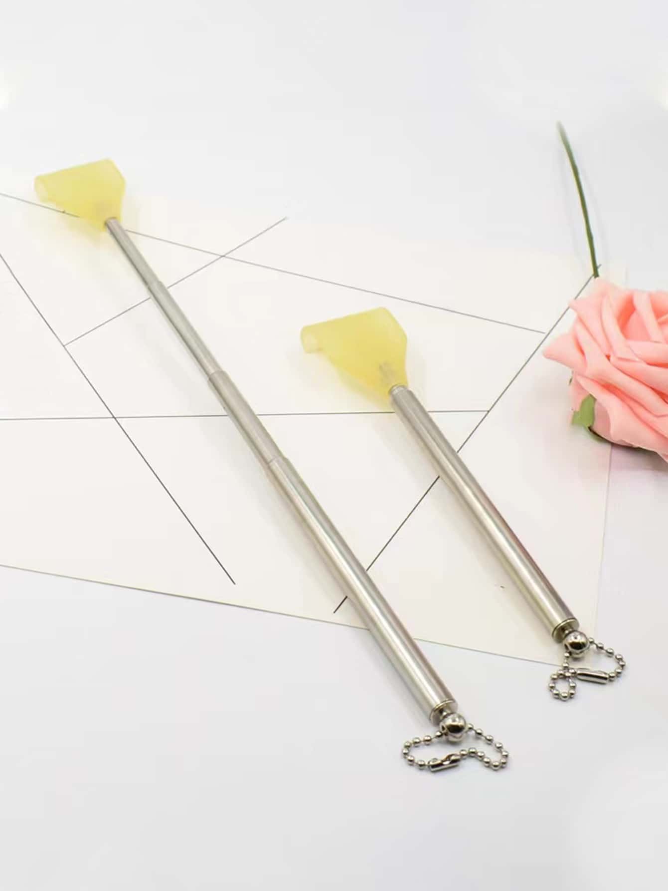 1pc Telescopic Back Scratcher - Silver - View 1
