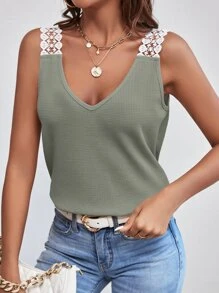 SHEIN Frenchy Contrast Guipure Lace Tank Top Summer Green Green Casual Christmas - Green - View 4
