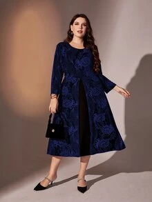 Modelyn Vestido línea A con estampado floral - Azul Marino - Ver 4