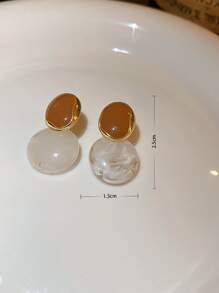 Two Tone Geometric Decor Earrings - Multicolor - View 3